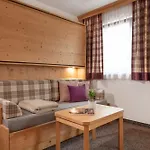 Salzburgerhof Hotel 3*
