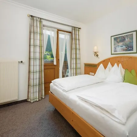 Salzburgerhof 弗拉绍