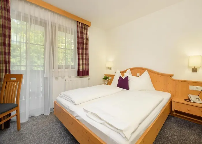 Salzburgerhof Otel 3*